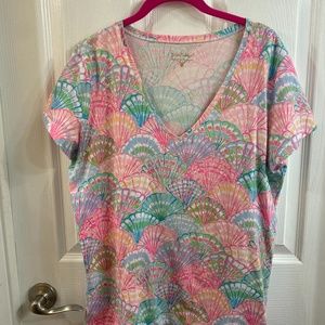 Lilly Pulitzer tee